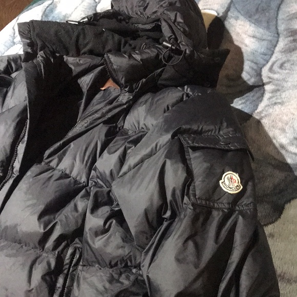 Moncler winter jacket - Picture 3 of 6
